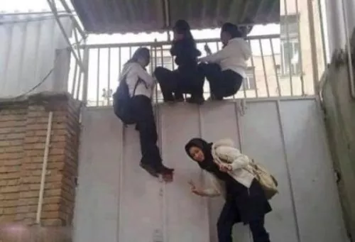 عکس خنده دار منفی ۱۸ برای ترکیدن از خنده (ورود زیر ۱۸ ممنوع!) 32 عکس خنده دار منفی ۱۸ 32