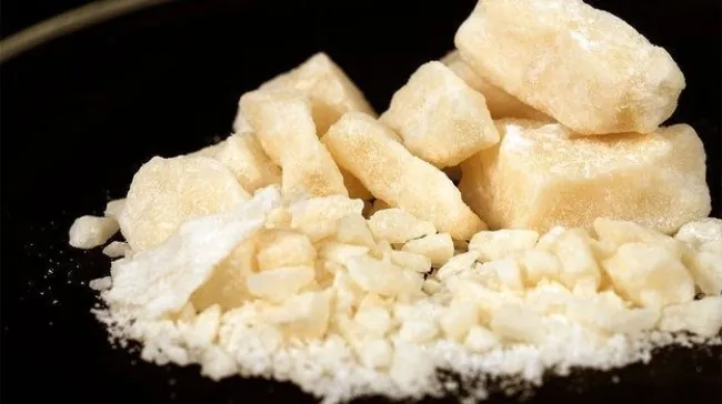 انواع مواد مخدر سنتی و صنعتی با عکس 11 کراک