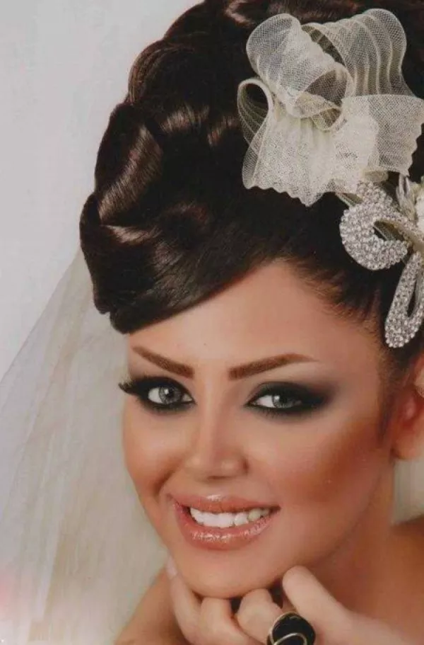 مدل میکاپ و شینیون جدید عروس 9