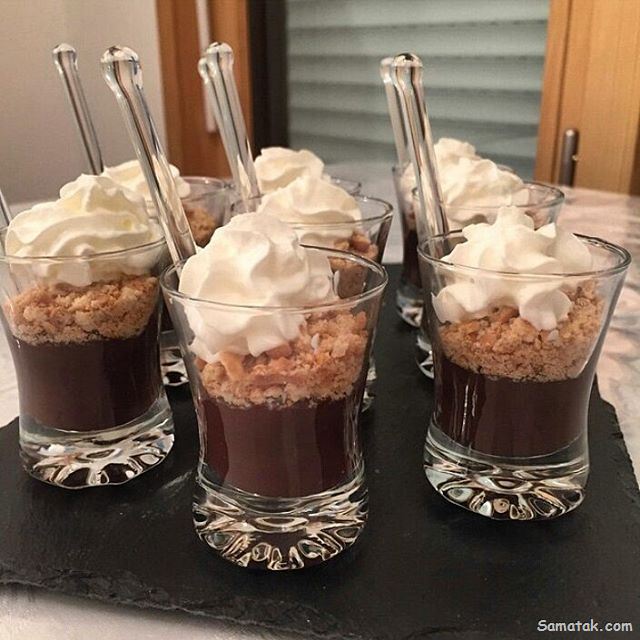 طرز تهیه پودینگ شکلاتی + مواد لازم و تزیین پودینگ شکلاتی طرز تهیه پودینگ شکلاتی + مواد لازم و تزیین پودینگ شکلاتی