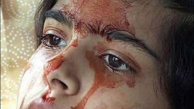 دختری که خون گریه می کند