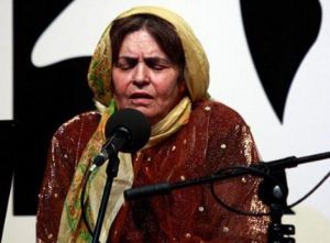 پروین بهمنی خوانندهی موسیقی قشقایی سرطان گرفت 7 99991
