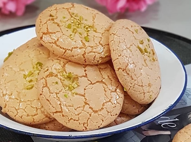 طرز تهیه شیرینی نارگیلی عید نوروز + نکات مهم شیرینی نارگیلی 1 232847884 samatak com