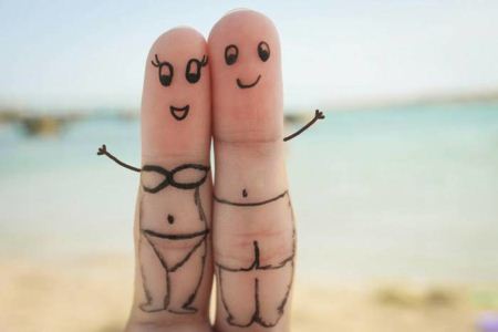 شکلک های عاشقانه با انگشتان دست (عکس)