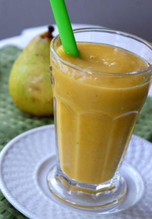 طرز تهیه میلک شیک گلابی بهترین نوشیدنی شهریور ماه 1 659041964 samatak com