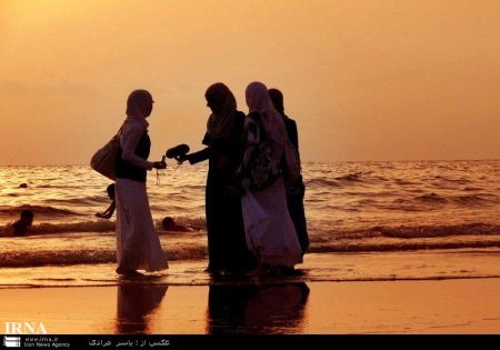 عکس های دیدنی از زیباترین زنان لبنانی در سواحل و کنار دریا عکس های دیدنی از زیباترین زنان لبنانی در سواحل و کنار دریا