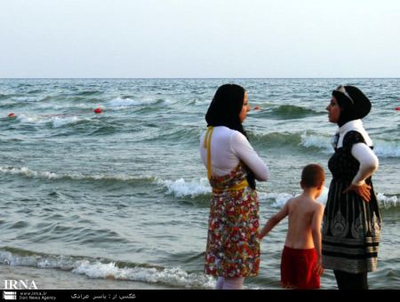 عکس های دیدنی از زیباترین زنان لبنانی در سواحل و کنار دریا عکس های دیدنی از زیباترین زنان لبنانی در سواحل و کنار دریا