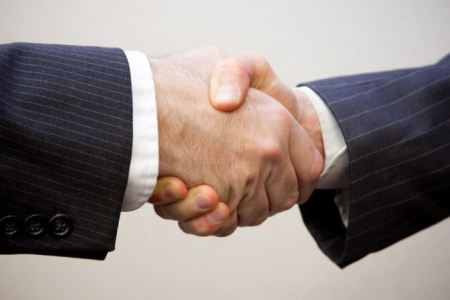 مدل های جالب سلام و احوالپرسی در جهان