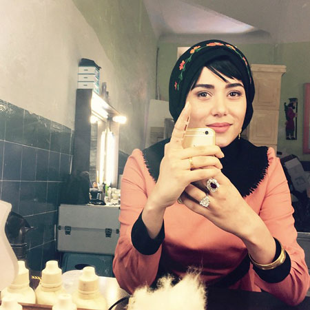 بیوگرافی پریناز ایزدیار و همسرش + جزئیات زندگی شخصی و اینستاگرام بیوگرافی پریناز ایزدیار و همسرش + جزئیات زندگی شخصی و اینستاگرام