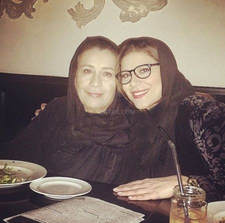 عکس پدر و مادر بازیگران معروف سینمای ایران عکس پدر و مادر بازیگران معروف سینمای ایران