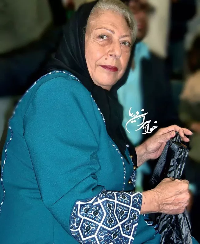 بیوگرافی ثریا قاسمی و همسر و فرزندان با عکس 15 بیوگرافی ثریا قاسمی 10