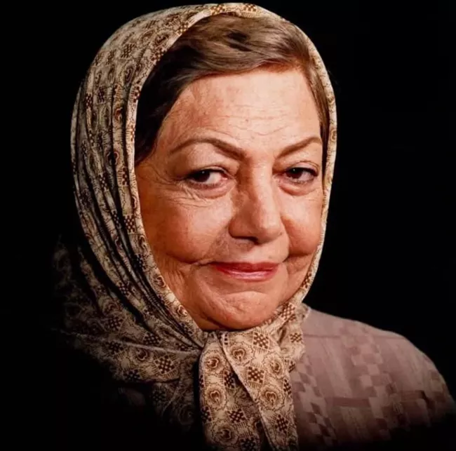 بیوگرافی ثریا قاسمی و همسر و فرزندان با عکس 3 بیوگرافی ثریا قاسمی 6