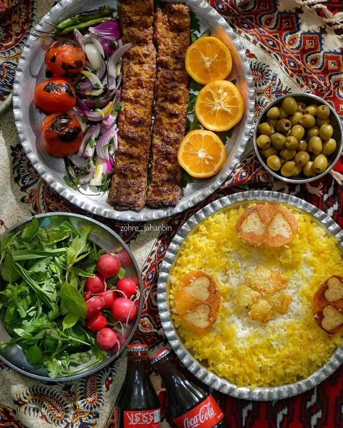 تزیین کباب کوبیده در دیس با دورچین 3