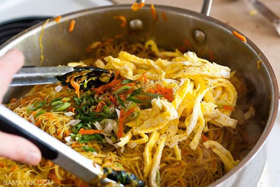 طرز تهیه نودل سنگاپوری غذای خوشمزه آسیایی