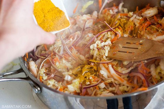 طرز تهیه نودل سنگاپوری غذای خوشمزه آسیایی