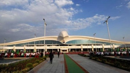 فرودگاه بین المللی عشق آباد با ساختمان جالب و منحصر به فرد + تصاویر فرودگاه بین المللی عشق آباد با ساختمان جالب و منحصر به فرد + تصاویر