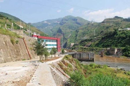بلندترین پل جهان روی جنگل در چین ساخته شد + تصاویر