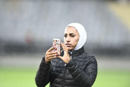 عکس های مسابقه تیم فوتبال زنان ایران با تیم بانوان سوئد