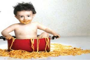 چه نوع غذایی به کودک دوساله بدهیم ؟ 47 1931078543 samatak com