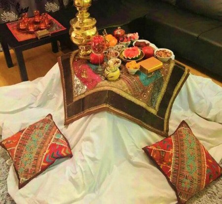 سفره شب یلدا باکلاس + تزیین سفره شب یلدا ساده و شیک سفره شب یلدا باکلاس + تزیین سفره شب یلدا ساده و شیک