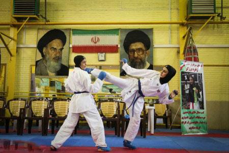 عکس دختران کاراته کار خوش استایل در لیگ کاراته عکس دختران کاراته کار خوش استایل در لیگ کاراته