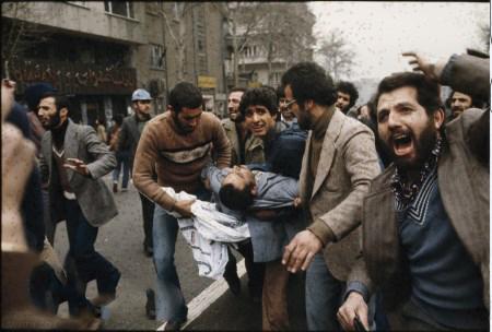 اتفاقاتی از انقلاب 57 که تا به حال دیده نشده است! + تصاویر اتفاقاتی از انقلاب 57 که تا به حال دیده نشده است! + تصاویر