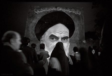 اتفاقاتی از انقلاب 57 که تا به حال دیده نشده است! + تصاویر اتفاقاتی از انقلاب 57 که تا به حال دیده نشده است! + تصاویر