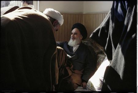 اتفاقاتی از انقلاب 57 که تا به حال دیده نشده است! + تصاویر اتفاقاتی از انقلاب 57 که تا به حال دیده نشده است! + تصاویر