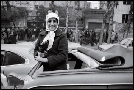 اتفاقاتی از انقلاب 57 که تا به حال دیده نشده است! + تصاویر اتفاقاتی از انقلاب 57 که تا به حال دیده نشده است! + تصاویر