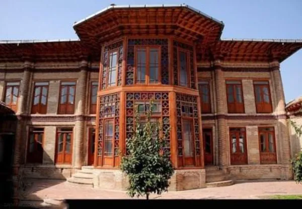 خانه تاریخی عمارت فاضلی ساری کجاست | آدرس و شماره تلفن 2 عمارت فاضلی ساری 1