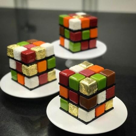 تزیین جالب کیک با طرح مکعب روبیک + تصاویر تزیین جالب کیک با طرح مکعب روبیک + تصاویر