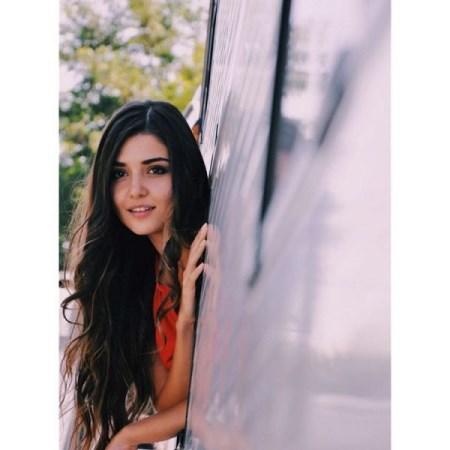 هانده ارچل Hande Ercel | بیوگرافی هانده ارچل بازیگر زن ترکیه هانده ارچل Hande Ercel | بیوگرافی هانده ارچل بازیگر زن ترکیه