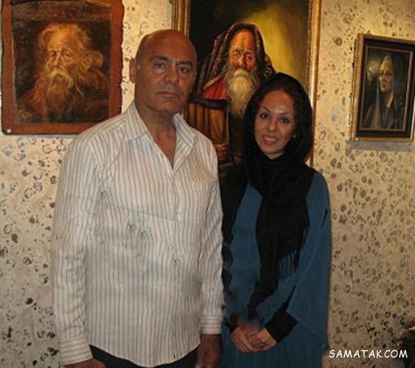 تیپ ساناز و مریم هاشم پور کنار پدرشان در جشن منتقدان سینما تیپ ساناز و مریم هاشم پور کنار پدرشان در جشن منتقدان سینما