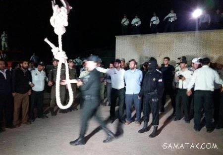 اعدام قاتل آتنا در ملا عام با شادی حضار انجام گرفت + تصاویر اعدام قاتل آتنا در ملا عام با شادی حضار انجام گرفت + تصاویر