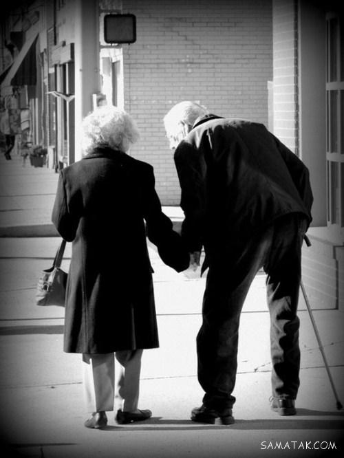 عکس عاشقانه پیرمرد و پیرزن