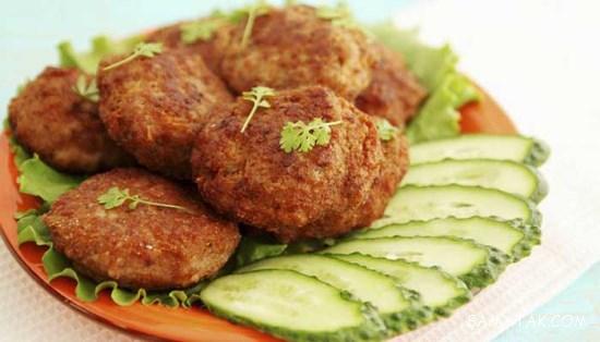 طرز تهیه کتلت ماهی با سیب زمینی طرز تهیه کتلت ماهی با سیب زمینی
