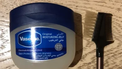تاثیر وازلین بر ابرو + طرز استفاده وازلین برای ابرو 11 تاثیر وازلین بر ابرو