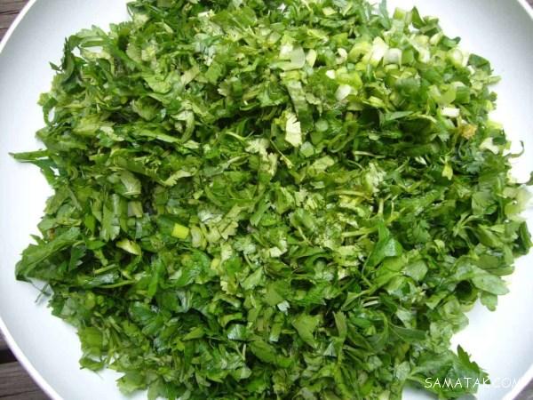 دستور پخت خورش قورمه سبزی با مرغ و لوبیا چیتی دستور پخت خورش قورمه سبزی با مرغ و لوبیا چیتی