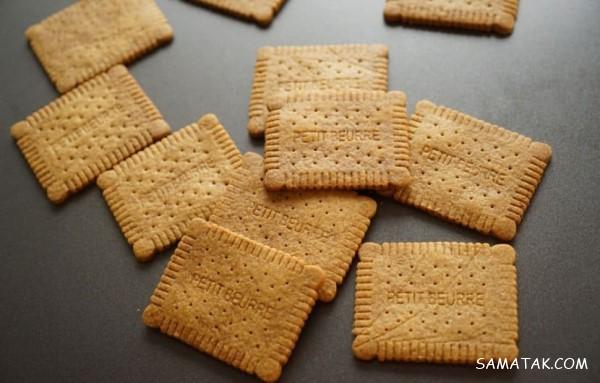 طرز تهیه دسر با بیسکویت پتی بور خرد شده و موز | طرز تهیه دسر با بیسکویت پتی بور و شیر طرز تهیه دسر با بیسکویت پتی بور خرد شده و موز | طرز تهیه دسر با بیسکویت پتی بور و شیر