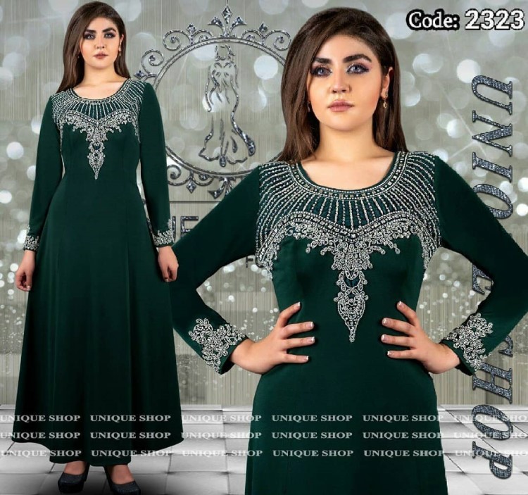 مدل ماکسی مجلسی زنانه با پارچه لمه شنی و نگین دار مدل ماکسی مجلسی زنانه با پارچه لمه شنی و نگین دار