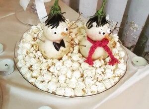 تزیین پفیلای شب یلدا ؛ 100 ایده تزیین پفیلا برای شب یلدا 5 1203861294 samatak com
