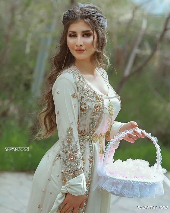 50 مدل لباس کردی عروس جدید (سقزی - مهابادی - سورانی - جوانرودی) 50 مدل لباس کردی عروس جدید (سقزی - مهابادی - سورانی - جوانرودی)