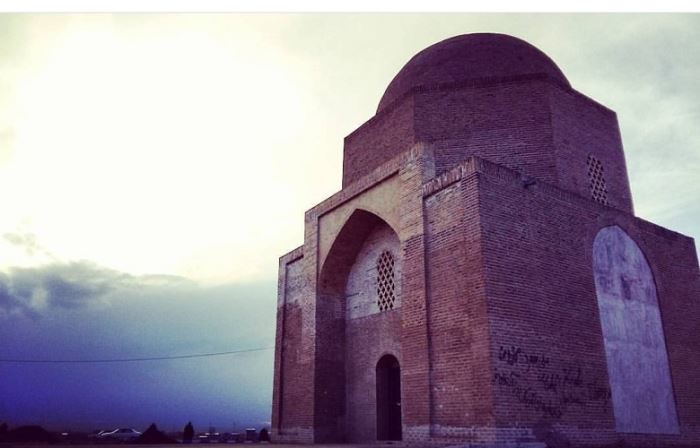 با جاهای دیدنی اطراف کرمان آشنا شوید با جاهای دیدنی اطراف کرمان آشنا شوید