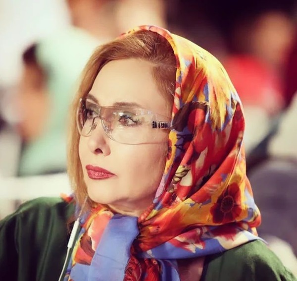 کتایون ریاحی بازیگر نقش فخرالزمان