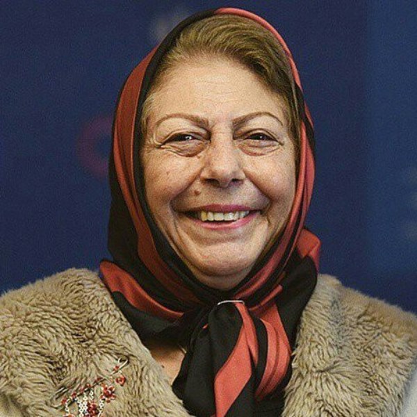 ثریا قاسمی بازیگر نقش خانم گل در سریال گیلدخت