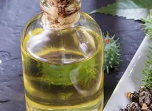 روغن کرچک برای رشد مژه