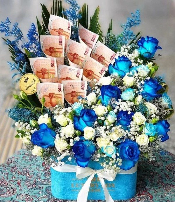 60 ایده تزیین گل با پول کم + مدل دسته گل با پول برای کادو 29 تزیین گل با پول برای شاباش 5