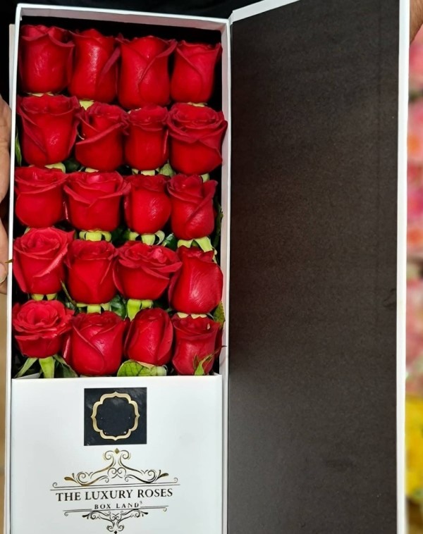 مدل باکس گل مصنوعی 1