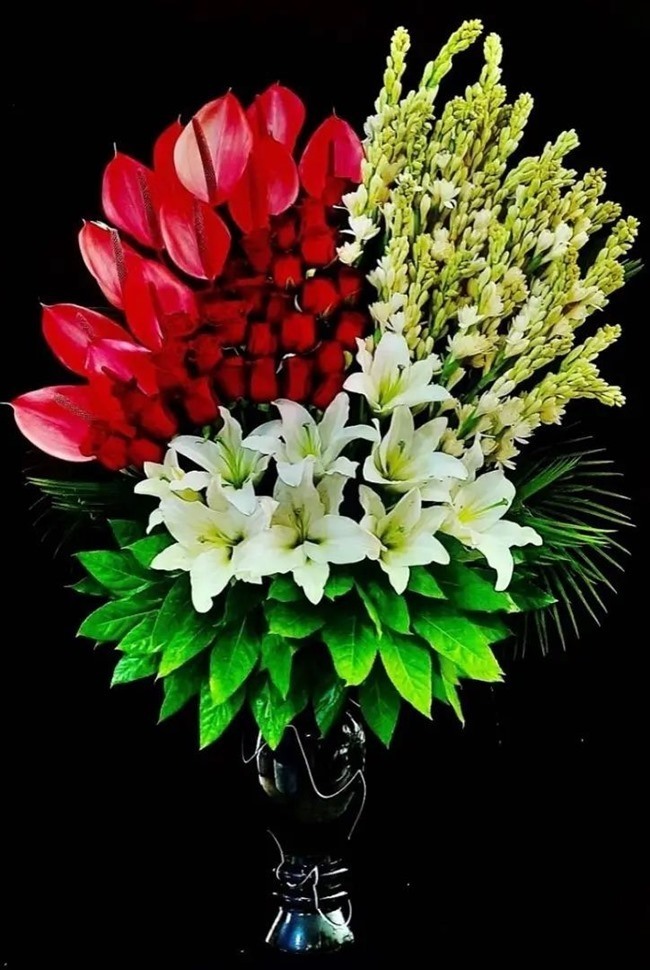 تاج گل تبریک لاکچری 1