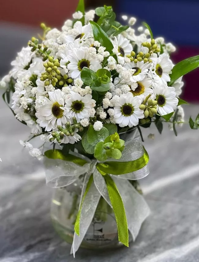 بهترین گل برای سالگرد ازدواج (عکس گل طبیعی و باکس گل) 7 بهترین گل برای سالگرد ازدواج 6